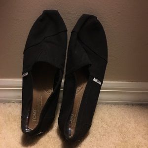 Black men’s TOMS